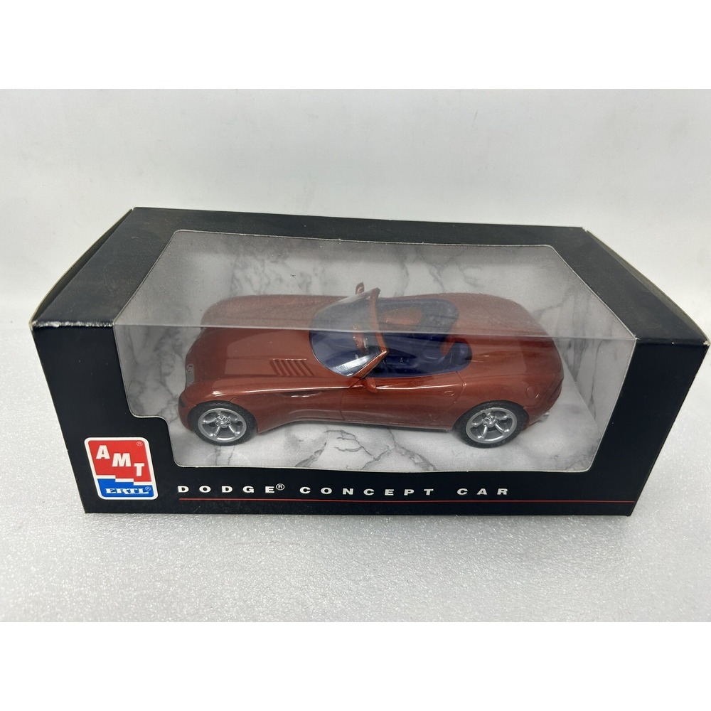 AMT Ertl Dodge‎ Concept Car 1:24   Burnt Orange Convertible